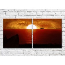 Pictură ArtPoster Ship at sea against the background of a Red sunset (3453830)