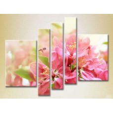 Картина Rainbow Polyptych Pear Blossom and the Bee 03 (2932806)