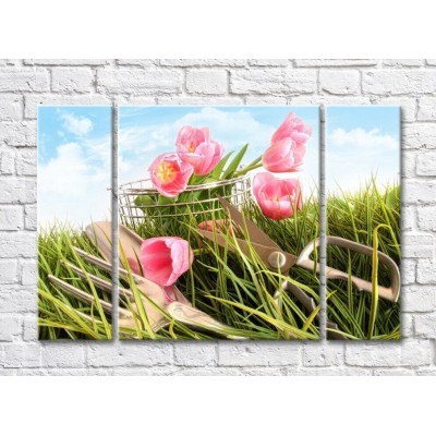 Pictură Gallerix Pink tulips and garden shears (500588)