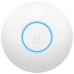 Точка доступа Ubiquiti U6-LR