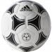 Minge de fotbal Adidas Tango Pasadena (656940.5)