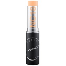 Тональный крем для лица MAC Studio Fix Soft Matte Foundation Stick NC18